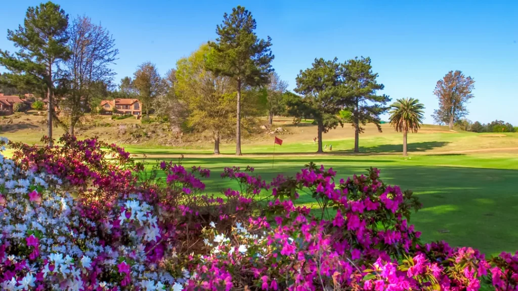 White River Country Club